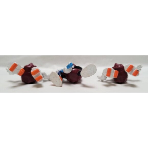 Lot of 3 Vintage California Raisins PVC Figurines Roller Skating Playing Guitar - Picture 6 of 6